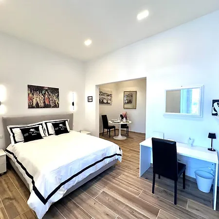 公寓 Rosselli-centro Storico *